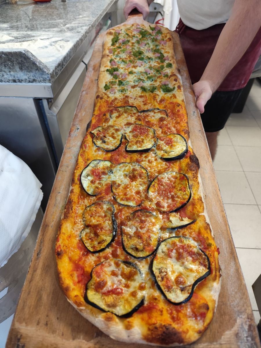Pala mezza e mezza: melanzane e broccoli e salsiccia
